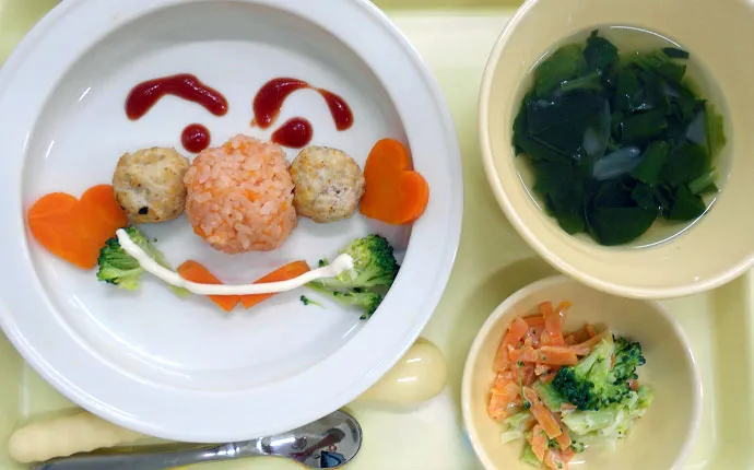 子ども用食器のご案内