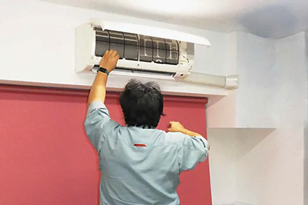 子どもたちの手洗い